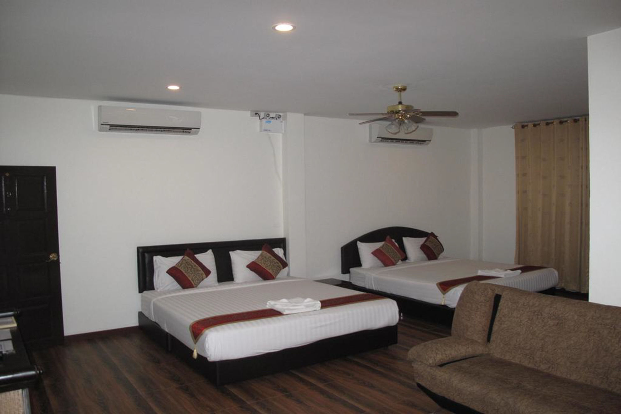 Qg Resort Banguecoque Exterior foto